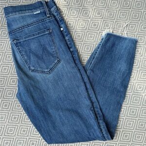 MOTHER Jeans Stunner Zip Ankle Step Fray